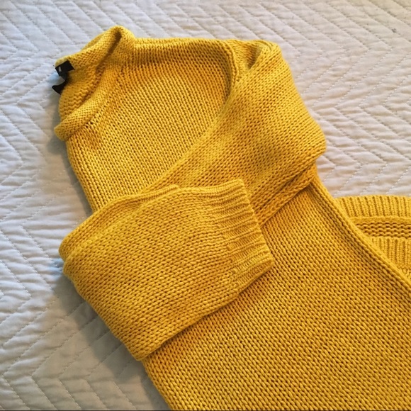 H&M Sweaters - {H&M} long sweater tunic